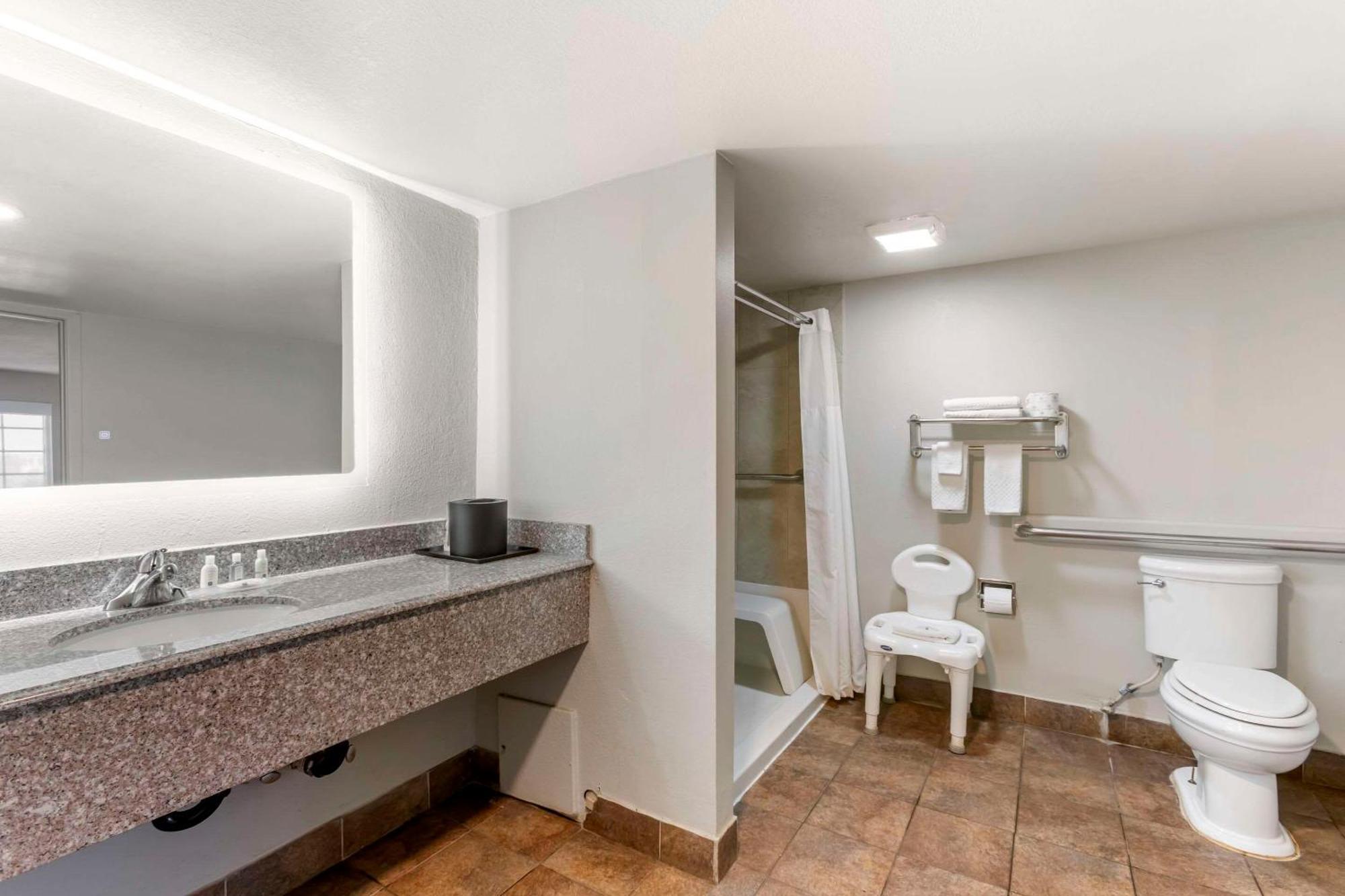 Quality Inn Show Low Bagian luar foto